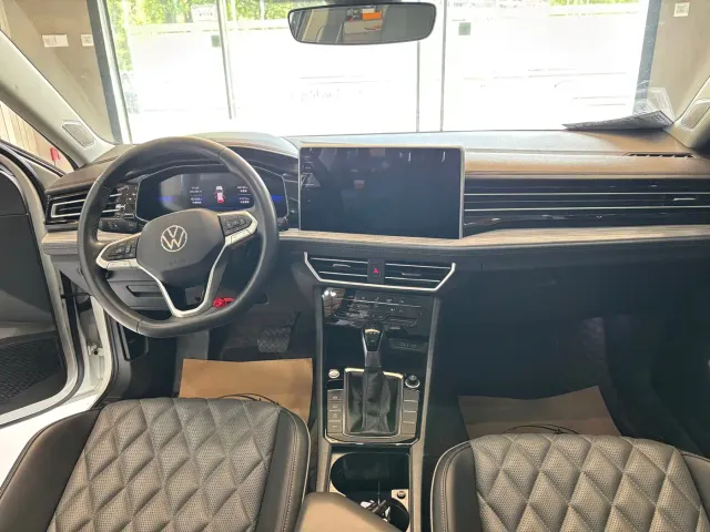 Volkswagen Sagitar — Фото автомобиля 15