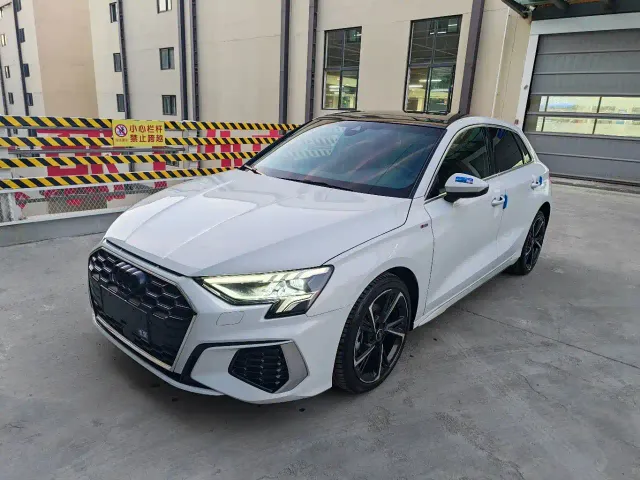 Фотография автомобиля — Audi A3