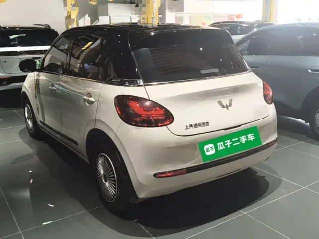 Wuling Bingo — Фото автомобиля 4