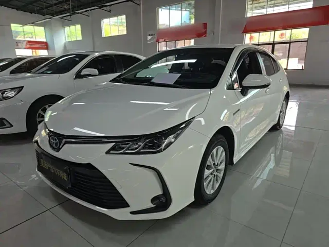 Фотография автомобиля — Toyota Corolla