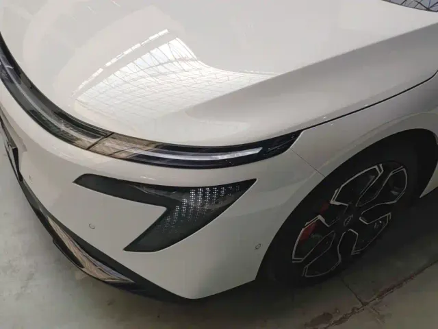 Nissan N7 — Фото автомобиля 23
