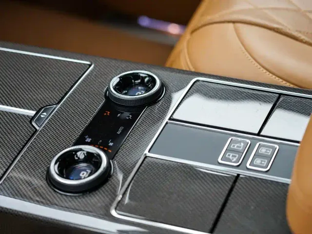 Land Rover Range Rover — Фото автомобиля 17