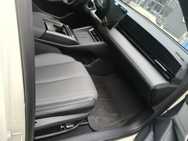BYD Qin L — Фото автомобиля 24