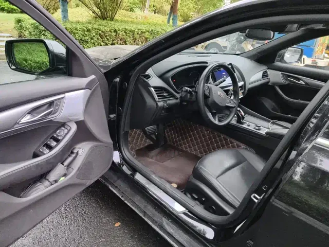 Cadillac CT5 — Фото автомобиля 17