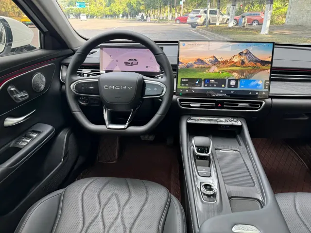 Chery Arrizo 8 PRO — Фото автомобиля 12