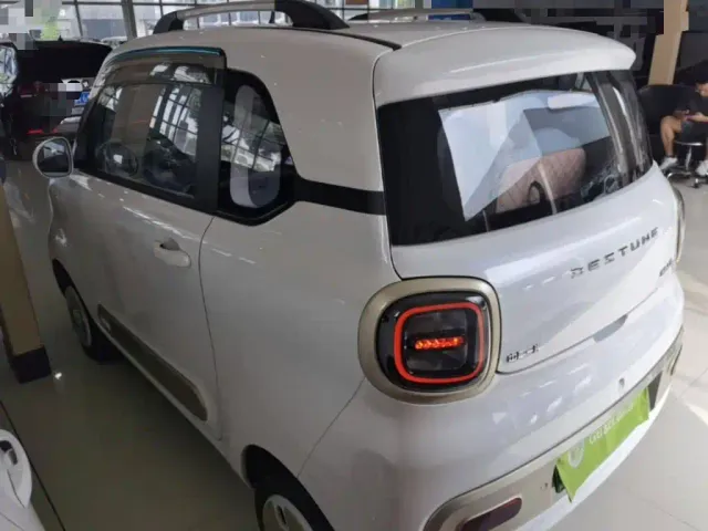 Besturn Bestune Pony 2025 222km Lightning Horse — Фото автомобиля 4
