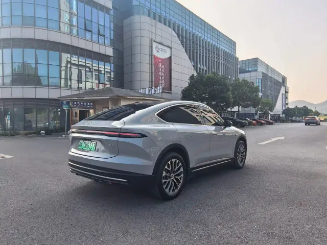 Nio EC6 — Фото автомобиля 4