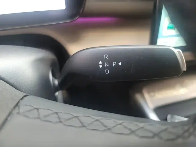 BYD Dolphin 2025 Smart Drive Edition 410km Fashion Version — Фото автомобиля 13