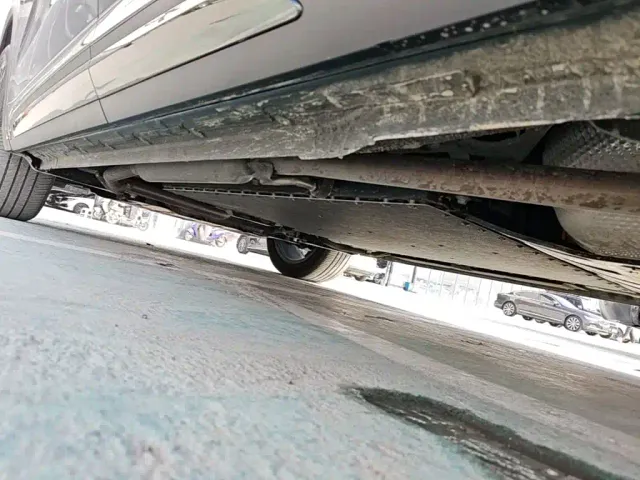 Geely Galaxy Starship 7 EM-i — Фото автомобиля 21