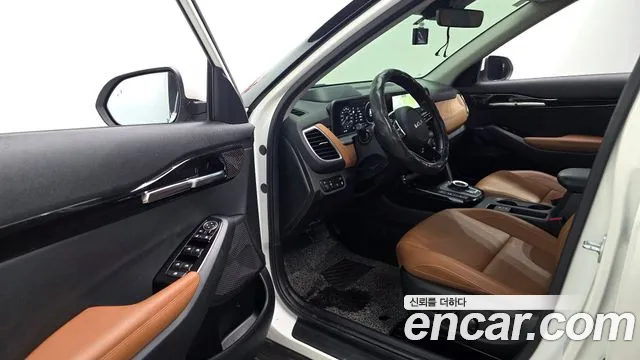 Kia Seltos Новый Seltos Бензин 2.0 2WD — Фото автомобиля 9