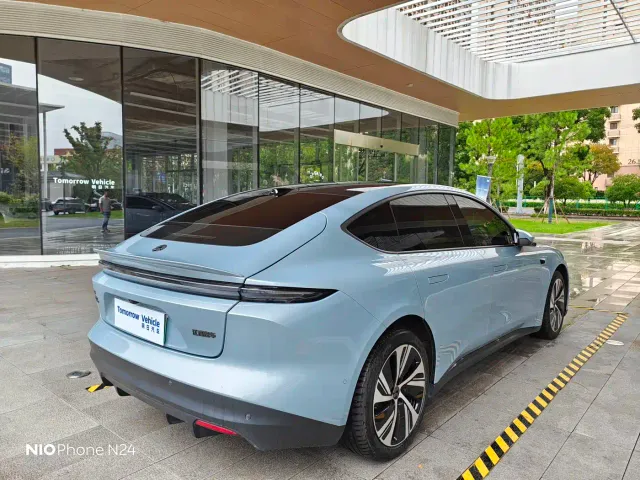 Nio ET5 — Фото автомобиля 5
