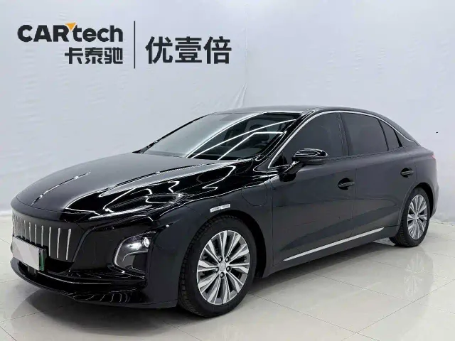 Фотография автомобиля — Hongqi E-QM5