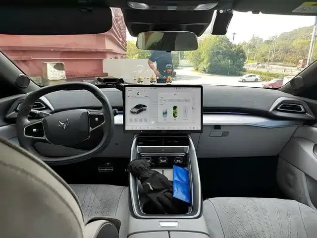 Arcfox Alpha S5 — Фото автомобиля 8