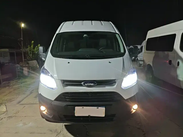 Ford Transit — Фото автомобиля 2