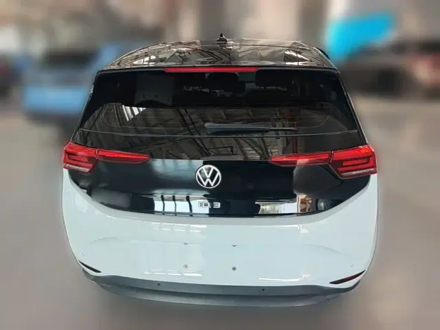 Volkswagen ID.3 — Фото автомобиля 7