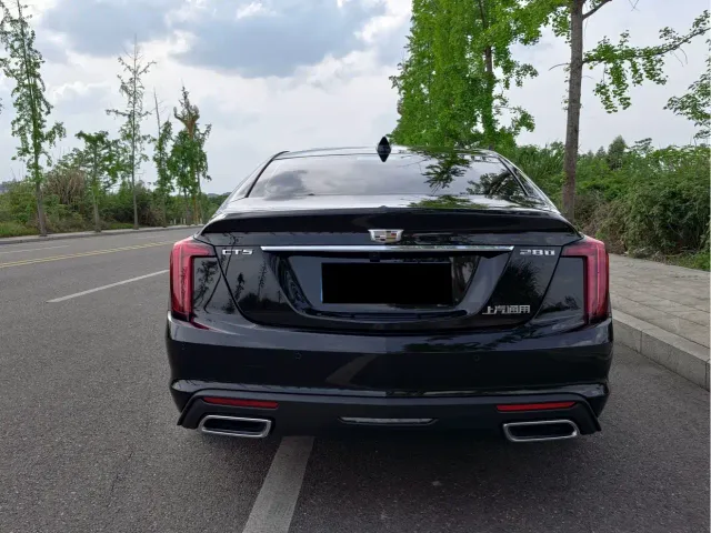 Cadillac CT5 — Фото автомобиля 12
