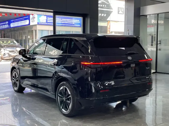 Toyota BoZhi 3X — Фото автомобиля 13