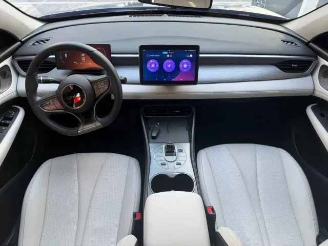 BYD Seal 05 DM-i — Фото автомобиля 5