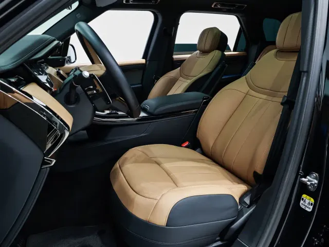 Land Rover Range Rover Sport — Фото автомобиля 10
