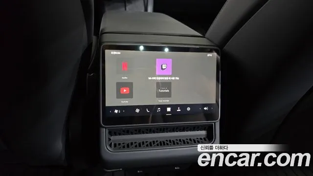 Tesla Model 3 — Фото автомобиля 27
