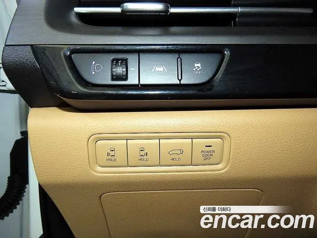 Kia Carnival 4th Gen — Фото автомобиля 14
