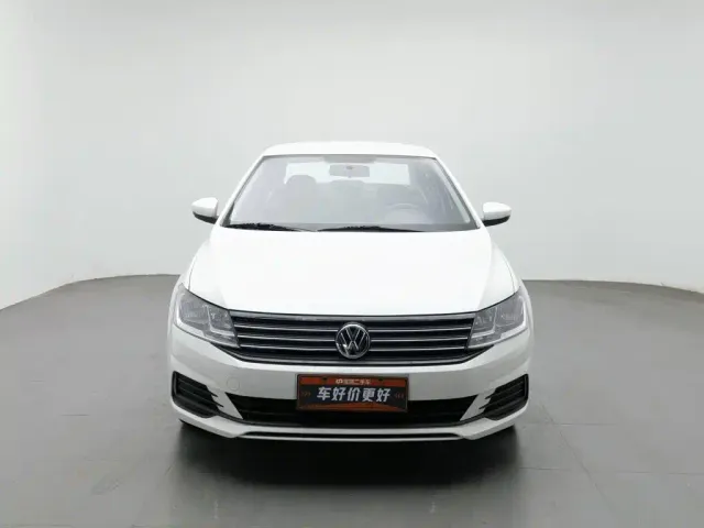 Volkswagen Lavida — Фото автомобиля 3