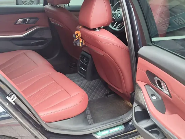 BMW 3 Series — Фото автомобиля 8