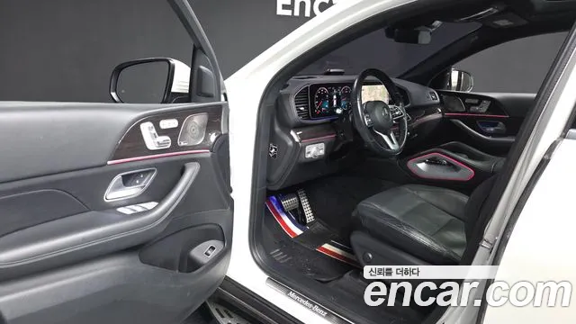Mercedes-Benz GLE-Class — Фото автомобиля 10
