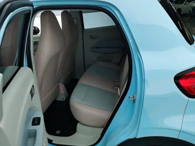 Leapmotor T03 — Фото автомобиля 11