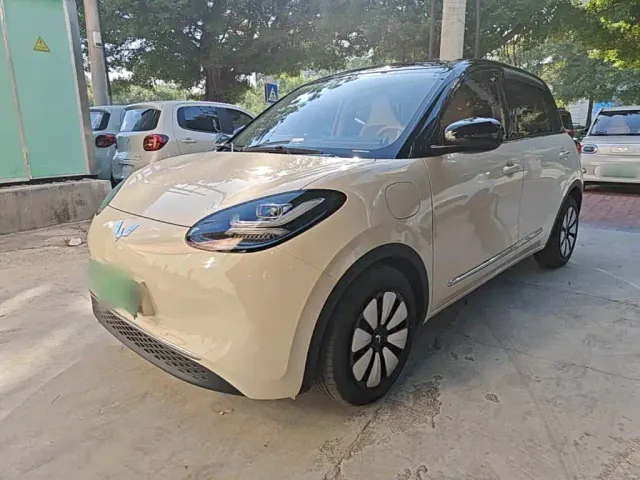 Фотография автомобиля — Wuling Bingo