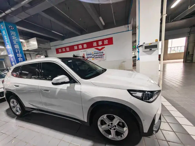 BMW X1 — Фото автомобиля 5
