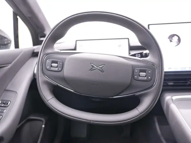 Xpeng P7+ — Фото автомобиля 11