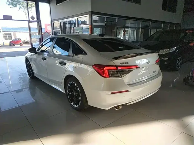 Honda Civic — Фото автомобиля 4