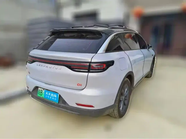 Leapmotor C11 — Фото автомобиля 2
