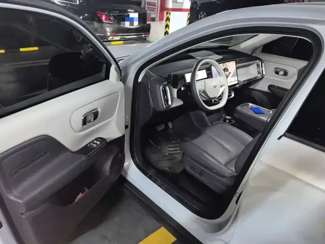 Leapmotor B10 — Фото автомобиля 12