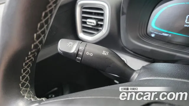 Hyundai Venue Venue 1.6 Premium — Фото автомобиля 27