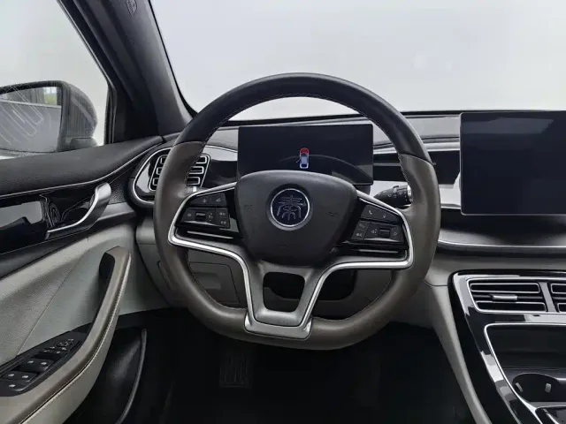 BYD Qin PLUS — Фото автомобиля 11