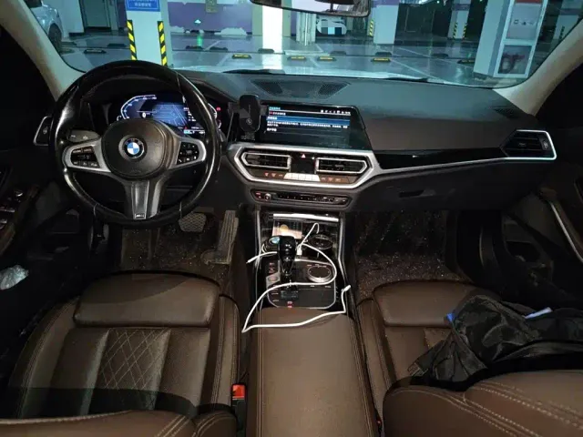 BMW BMW 3 Series 2022 320Li M Sport Package — Фото автомобиля 5