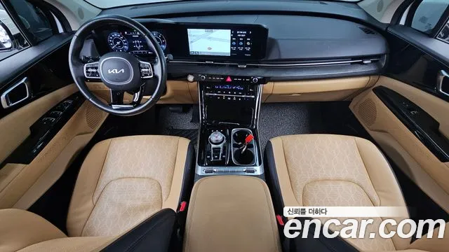 Kia Carnival Generation 4 — Фото автомобиля 7