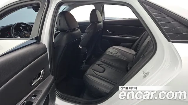 Hyundai Avante — Фото автомобиля 13