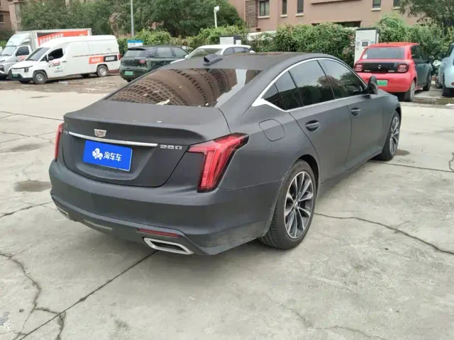 Cadillac CT5 — Фото автомобиля 3