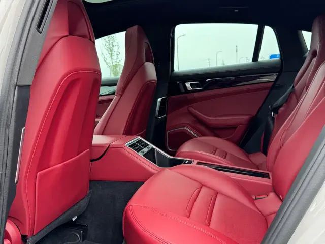 Porsche Panamera — Фото автомобиля 4