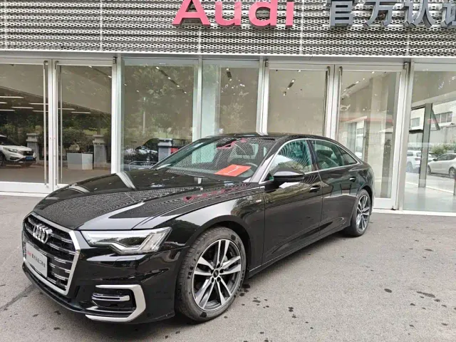 Фотография автомобиля — Audi A6L