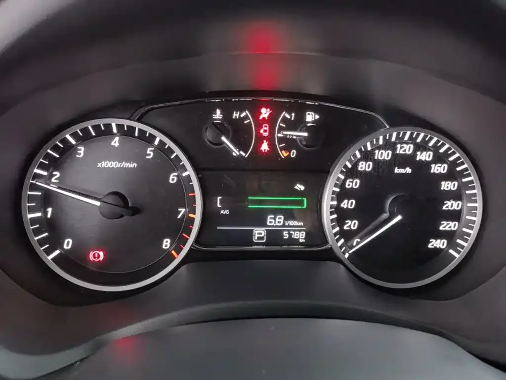 Nissan Sylphy 2024 Facelift III Classic 1.6XE CVT Comfort Edition — Фото автомобиля 11