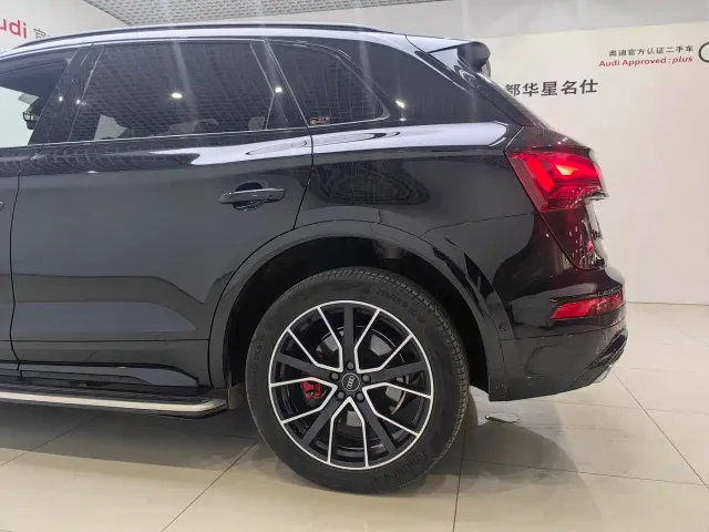 Audi Q5L — Фото автомобиля 13
