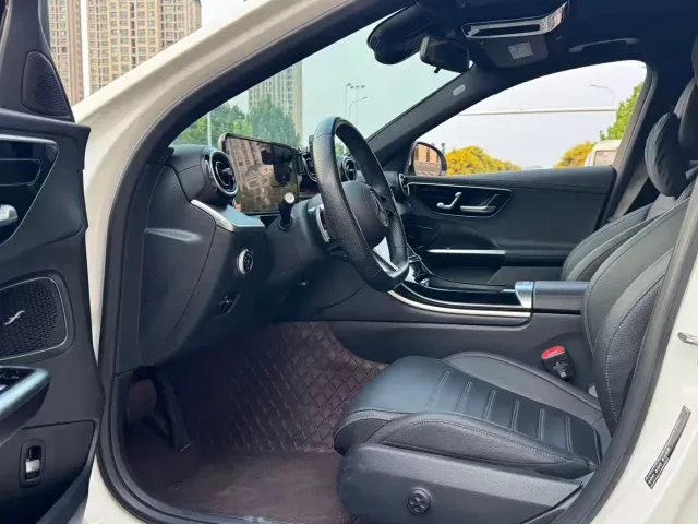 Mercedes-Benz C-Class — Фото автомобиля 4