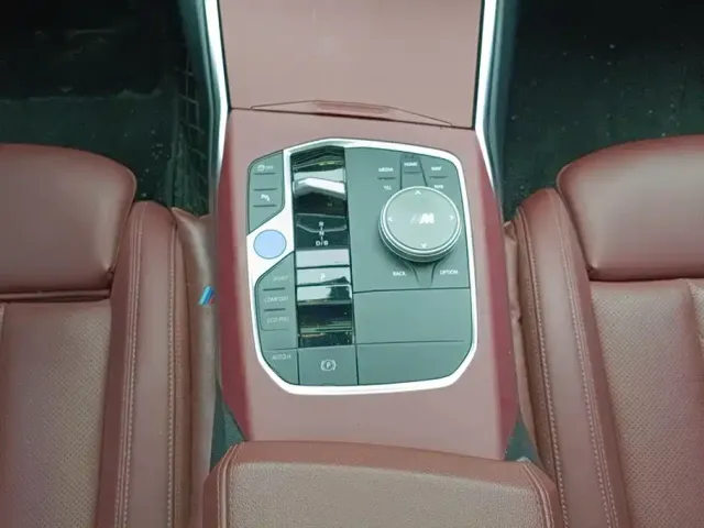 BMW i3 — Фото автомобиля 16