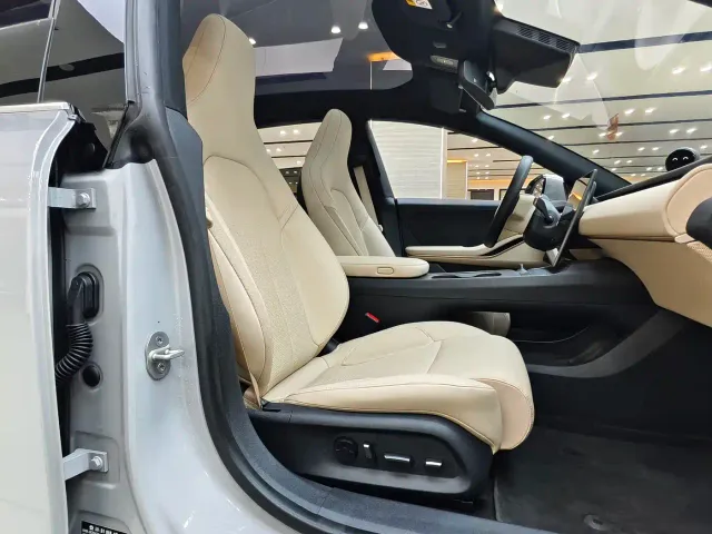 Nio ET5 Touring — Фото автомобиля 10
