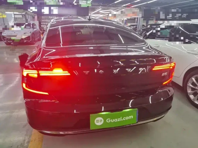 Volvo S90 — Фото автомобиля 5