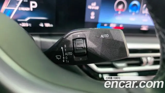 BMW i4 — Фото автомобиля 28